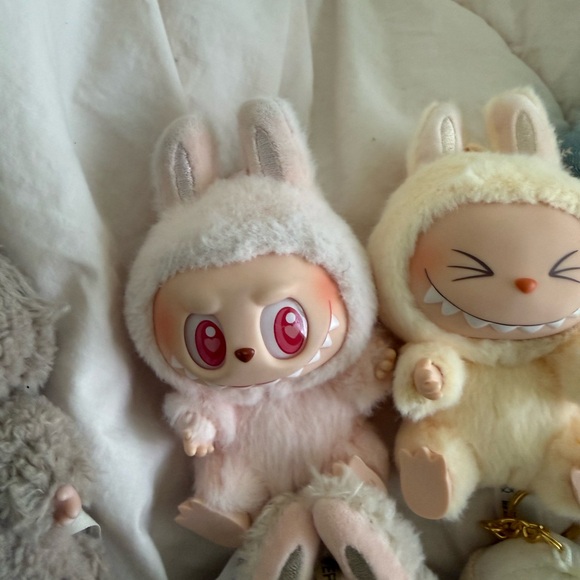 Authentic Labubu & Skullpanda - Picture 3 of 7